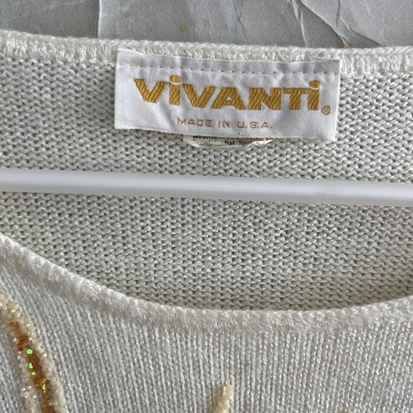 Vintage Vivanti Sweater White Sweater w/Gold 12 - Picture 3 of 6